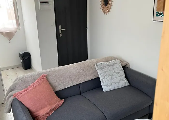 Petit Cocon A 2 Min A Pied De La Gare De *