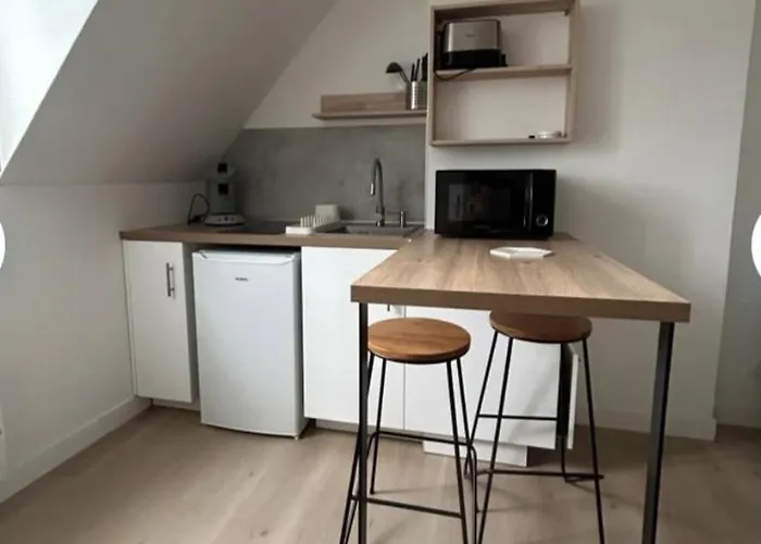 Petit Cocon A 2 Min A Pied De La Gare De Apartment Tours