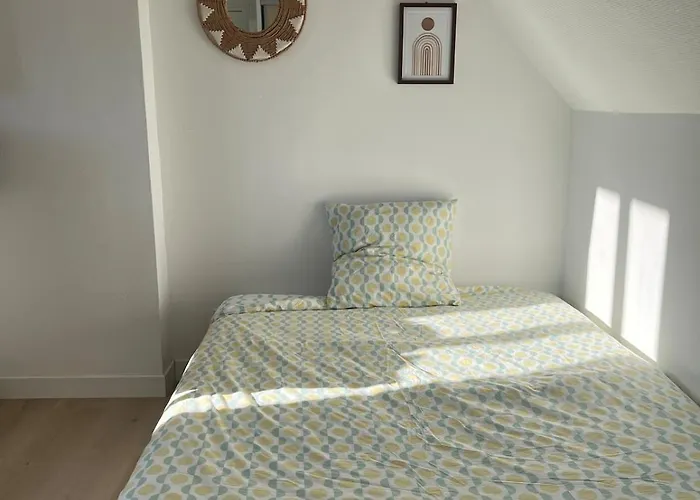 Petit Cocon A 2 Min A Pied De La Gare De *