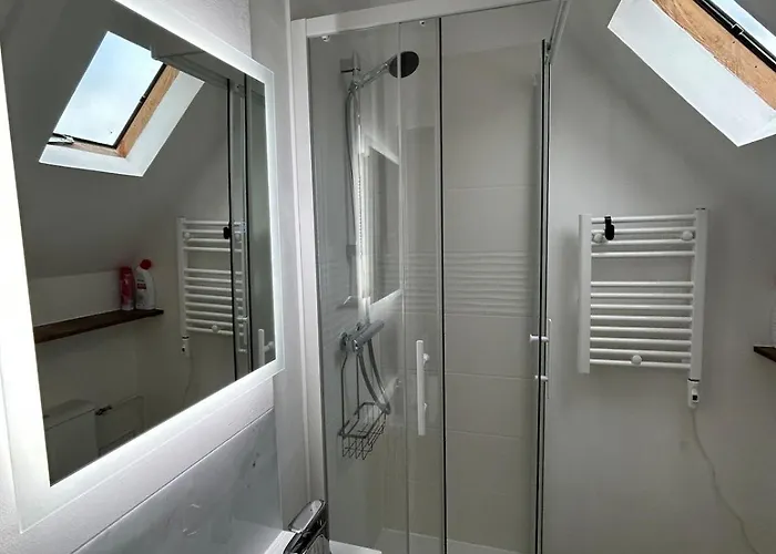 Apartman Petit Cocon A 2 Min A Pied De La Gare De *